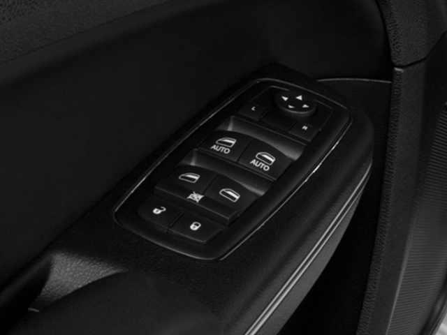 2013 Chrysler 300 C Luxury Series