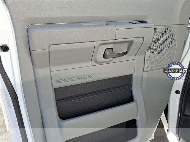 2024 Ford E-450SD 14' BOX TRUCK DRW