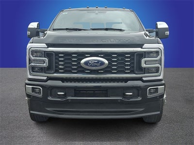 2023 Ford F-350SD Platinum