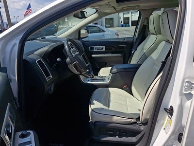 2010 Lincoln MKX Base