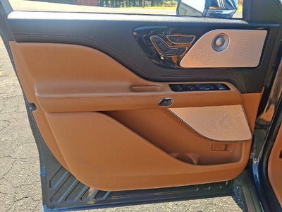 2022 Lincoln Aviator Black Label
