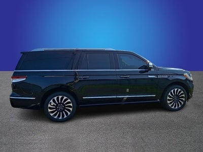2022 Lincoln Navigator L Black Label