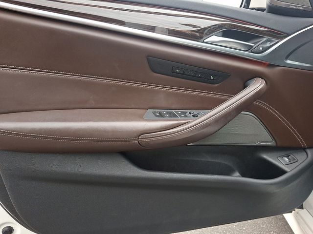 2019 BMW 5 Series 540i