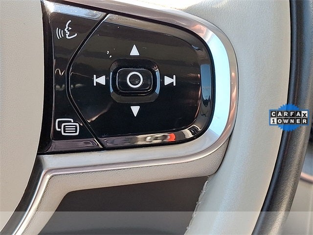 2023 Volvo XC60 B6 Ultimate Bright Theme