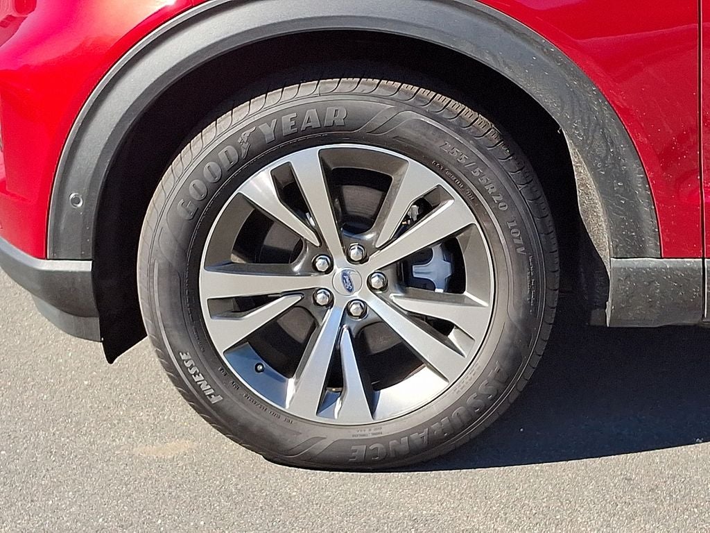 2020 Ford Explorer Platinum