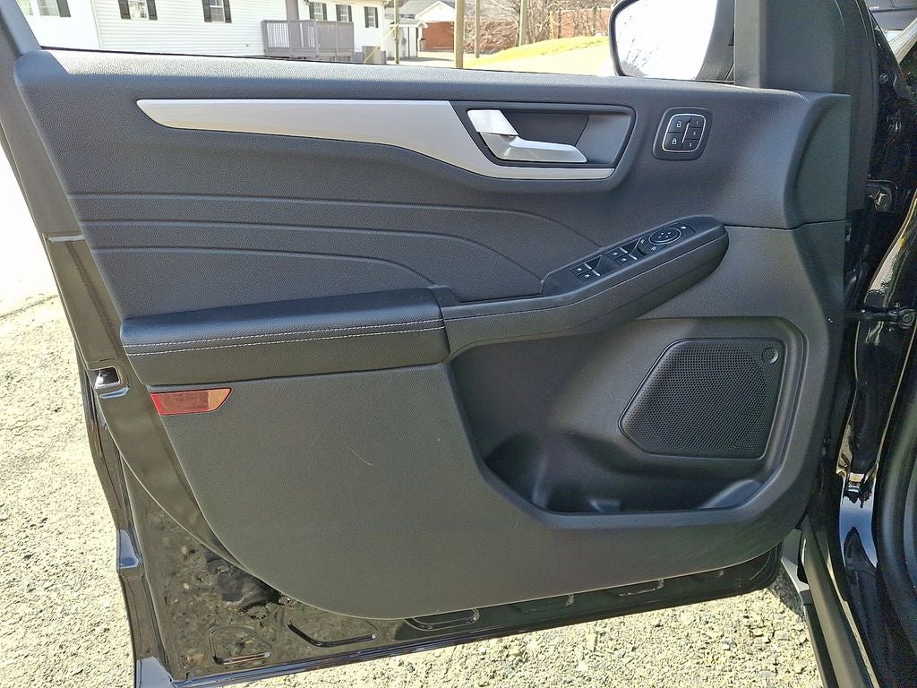 2025 Ford Escape Hybrid Platinum