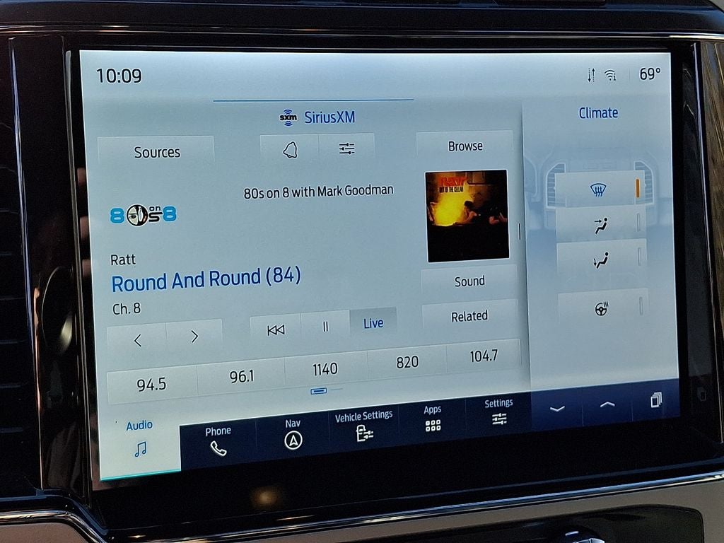 2022 Ford F-350SD Lariat