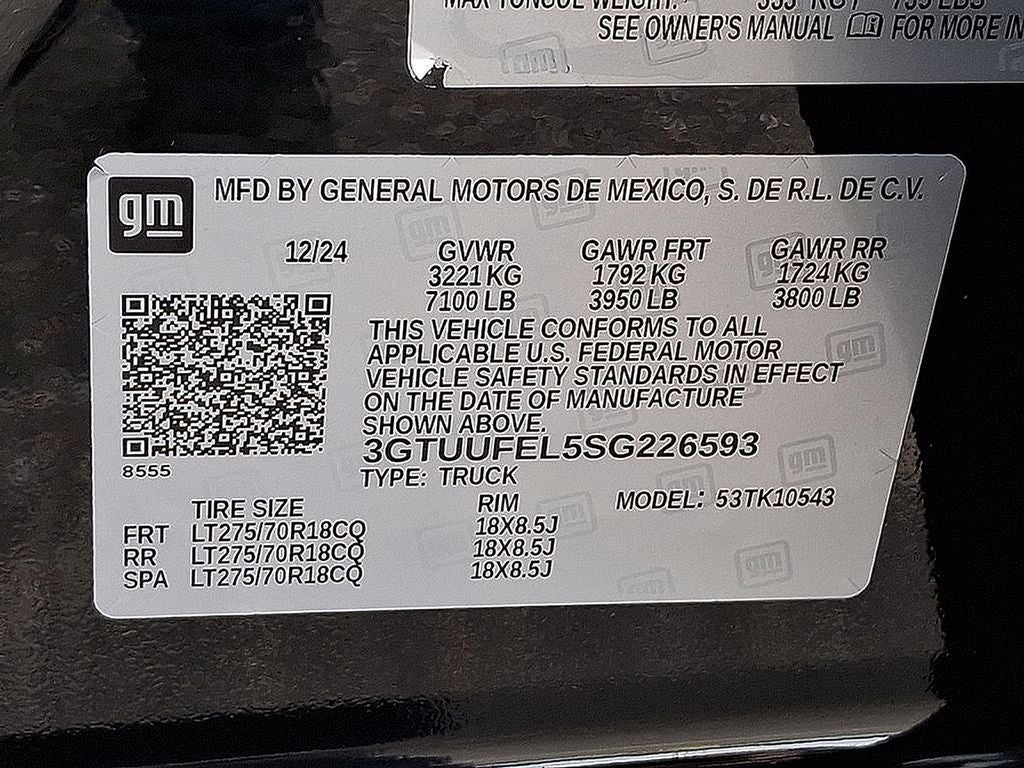 2025 GMC Sierra 1500 AT4X