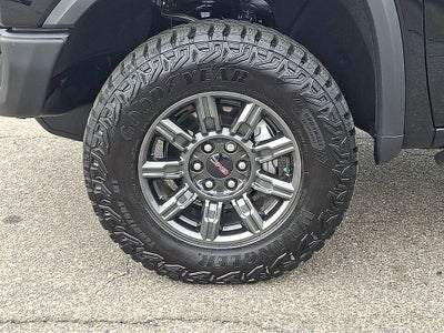 2025 GMC Sierra 1500 AT4X