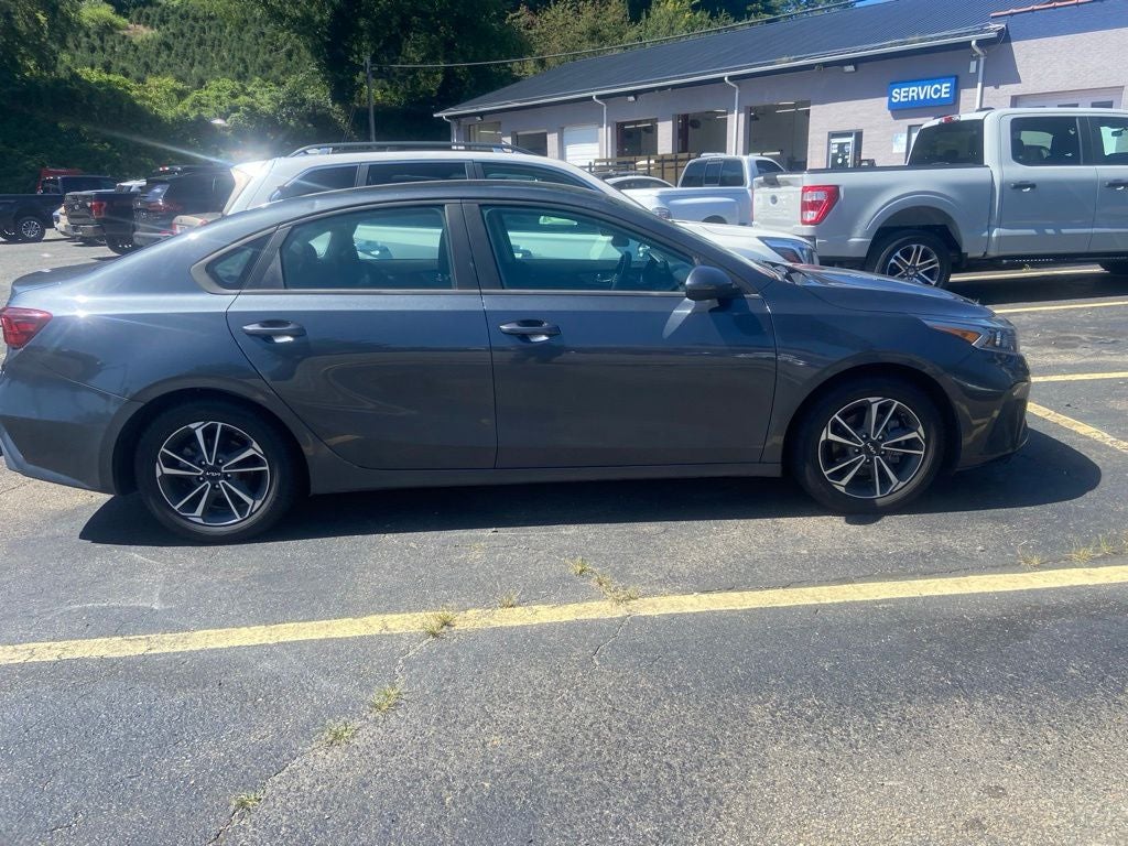 2022 Kia Forte LXS