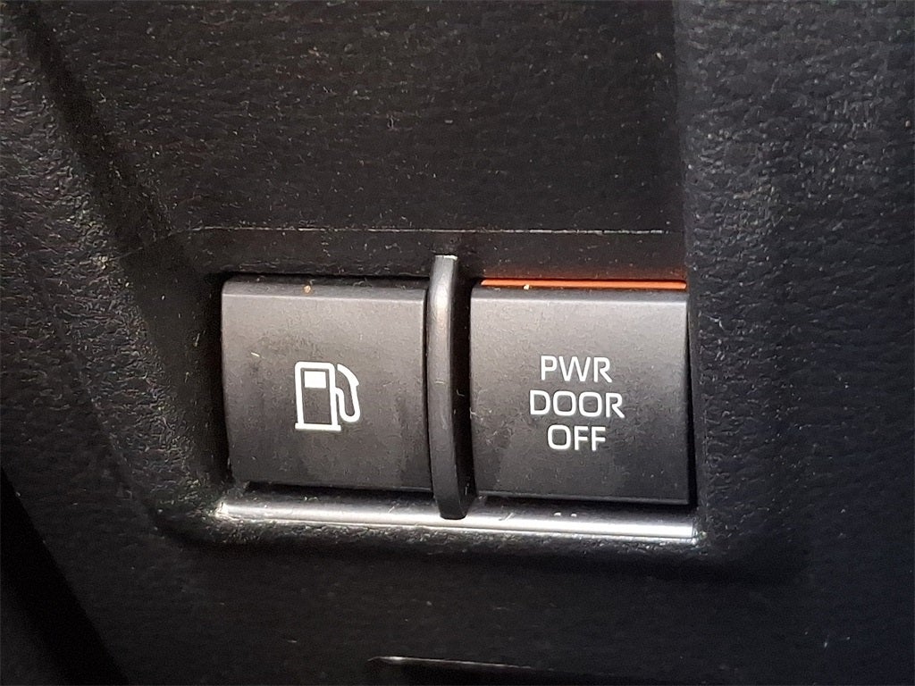 2023 Toyota Sienna Platinum 7 Passenger