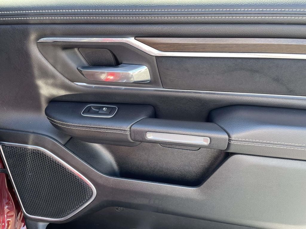 2021 RAM 1500 Laramie Crew Cab 4x4 5'7' Box