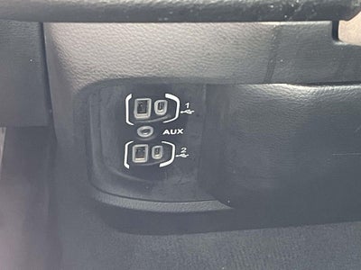 2021 RAM 1500 Laramie Crew Cab 4x4 5'7' Box