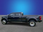 2022 Ford F-450SD Platinum