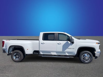 2026 Chevrolet Silverado 3500HD Crew Cab, Long Bed, LT Dual Rear Wheel, RWD