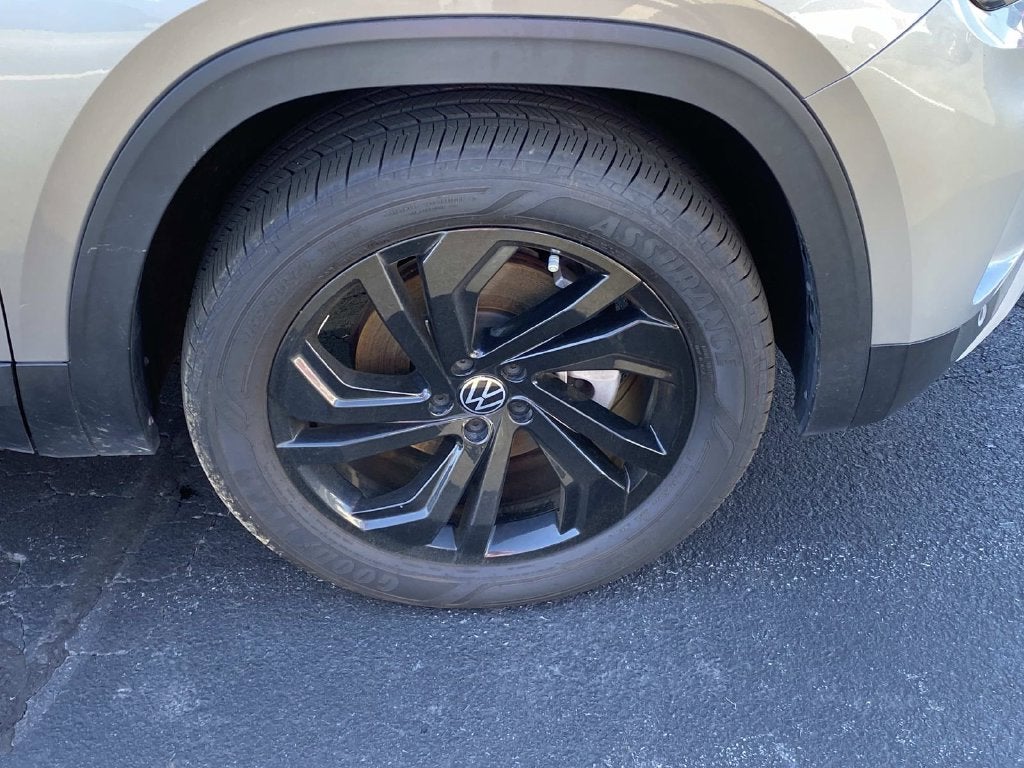 2022 Volkswagen Atlas 3.6L V6 SE w/Technology
