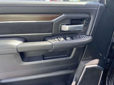 2024 RAM 2500 Laramie Crew Cab 4x4 6'4' Box
