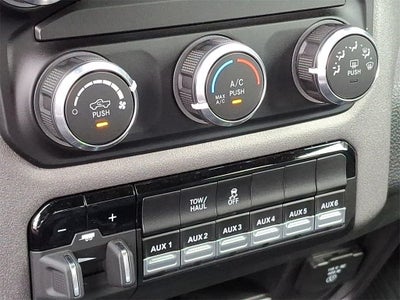 2024 RAM 2500 Tradesman Crew Cab 4x4 8' Box