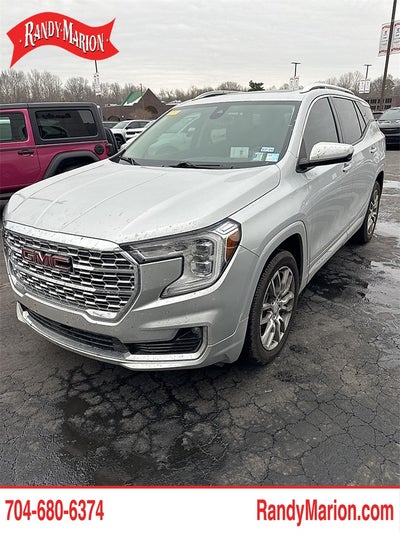 2022 GMC Terrain AWD Denali