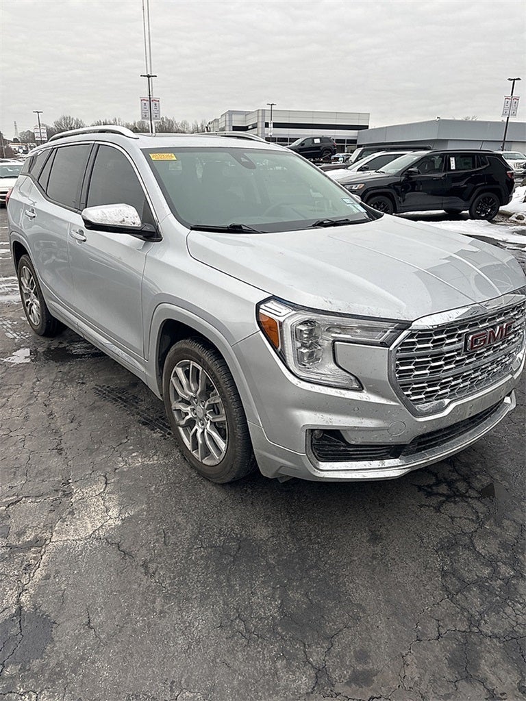 2022 GMC Terrain AWD Denali
