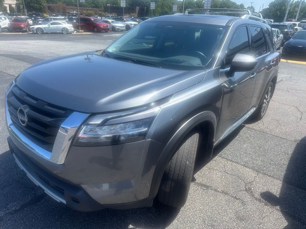 2024 Nissan Pathfinder Platinum FWD