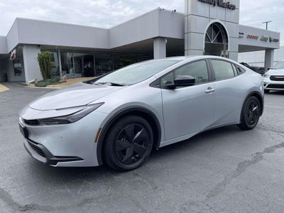 2025 Toyota Prius LE
