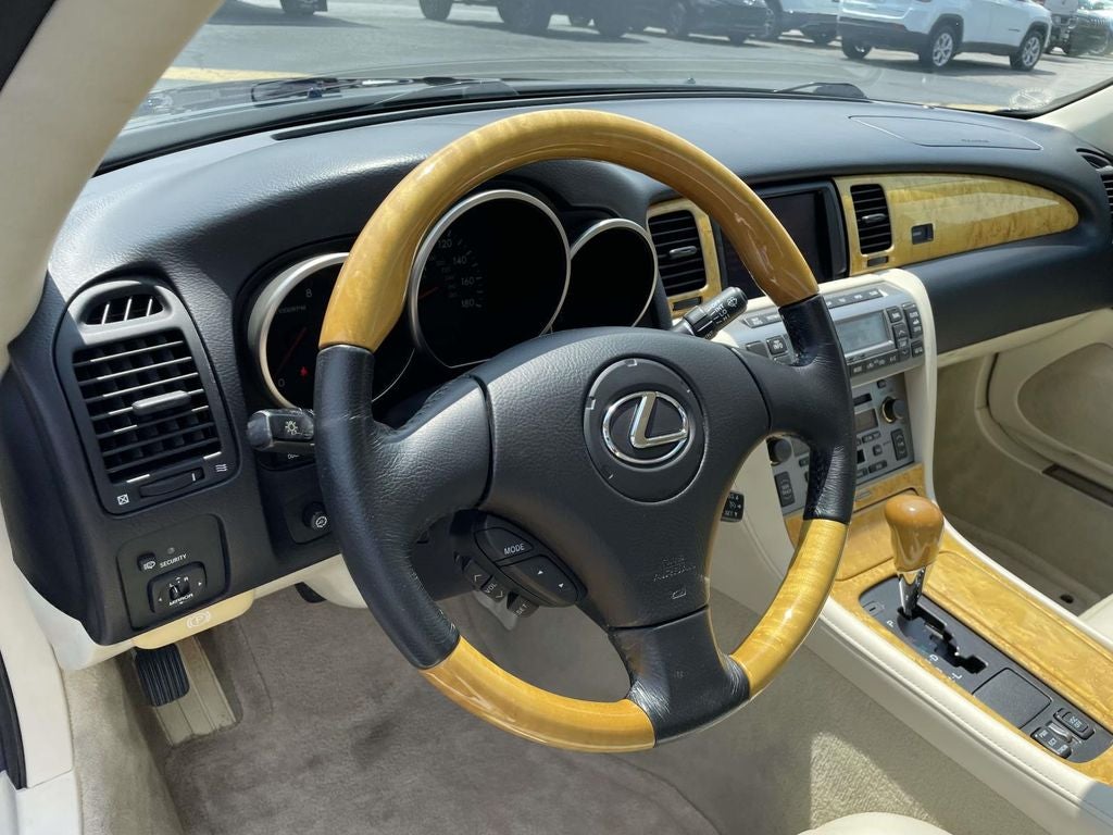 2005 Lexus SC 430