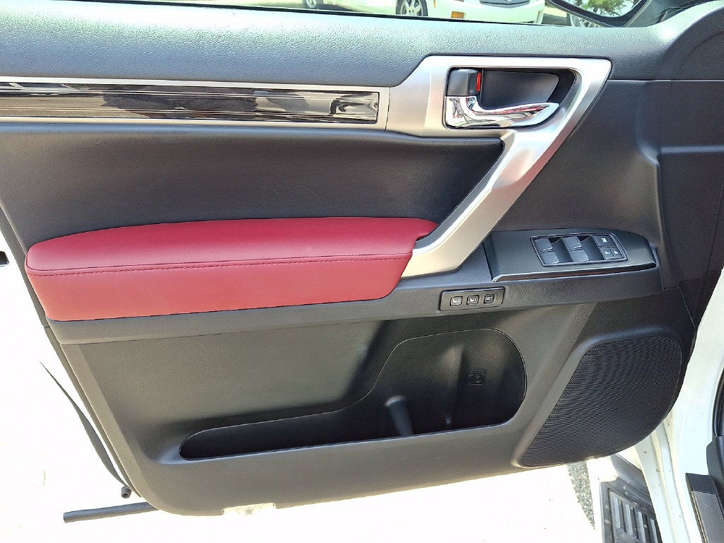 2023 Lexus GX Premium