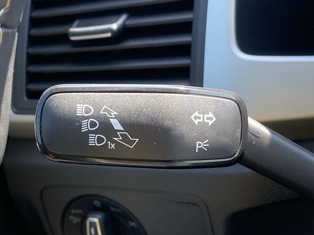 2023 Volkswagen Atlas Cross Sport 2.0T SE