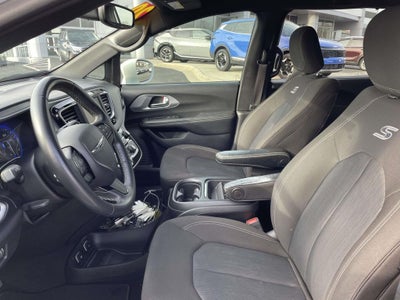 2020 Chrysler Pacifica Touring