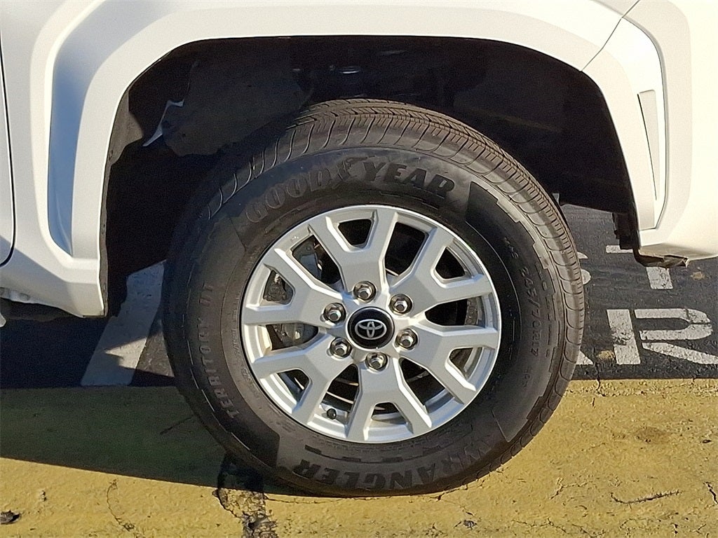 2024 Toyota Tacoma SR5