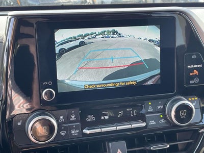2025 Toyota Highlander Hybrid XLE