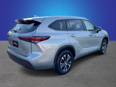 2025 Toyota Highlander Hybrid XLE