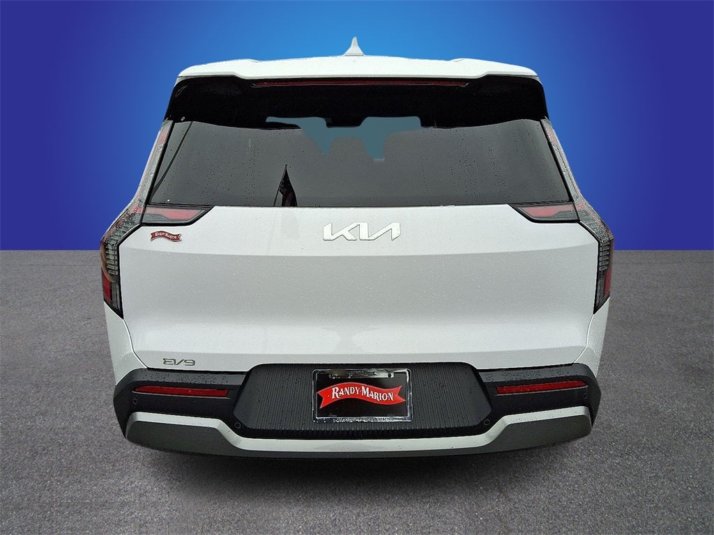 2026 Kia EV9 Light