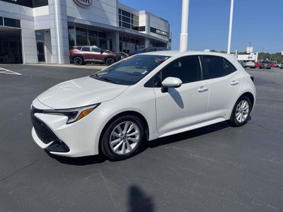 2025 Toyota Corolla Hatchback SE