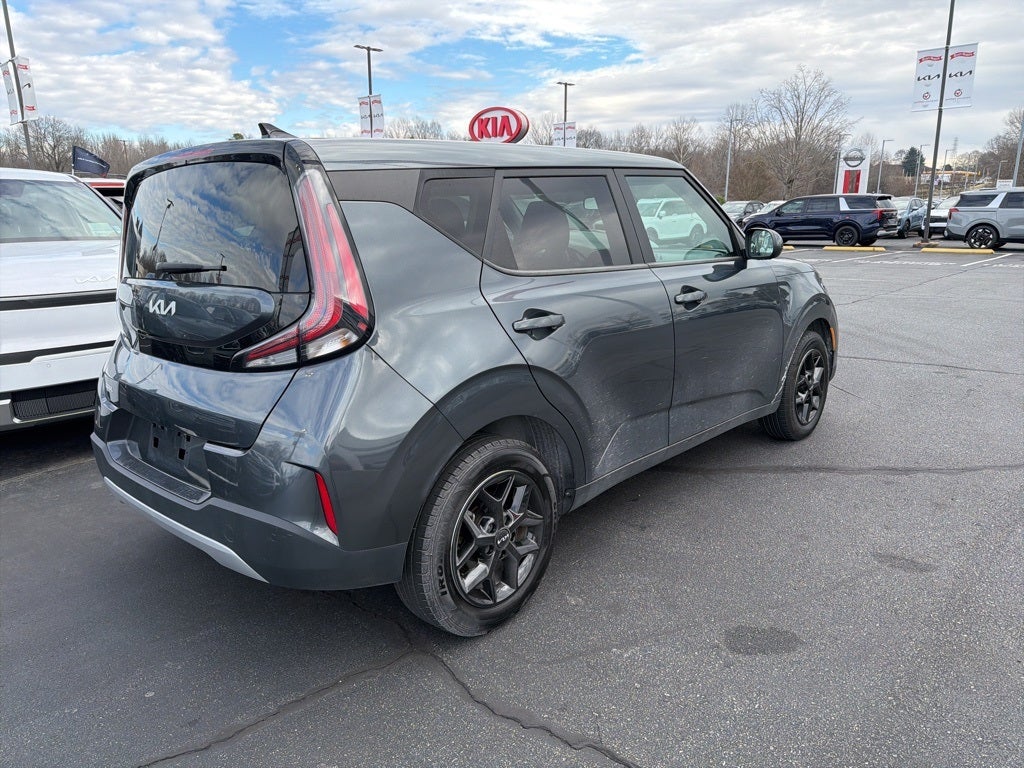 2023 Kia Soul LX