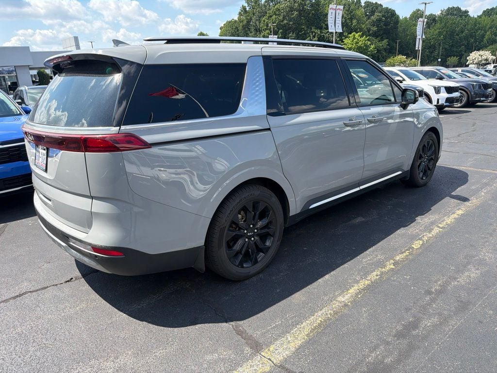 2023 Kia Carnival SX