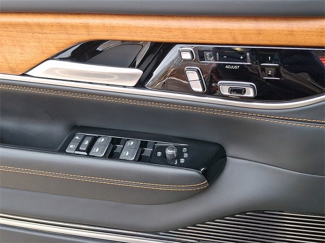 2024 Jeep Grand Wagoneer L Series III