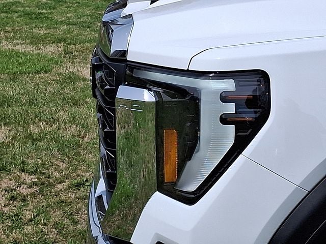 2024 GMC Sierra 3500HD Pro