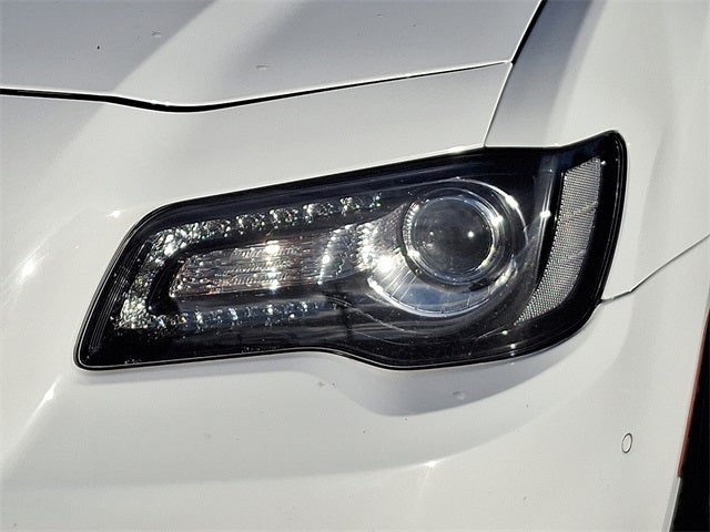 2023 Chrysler 300 Touring