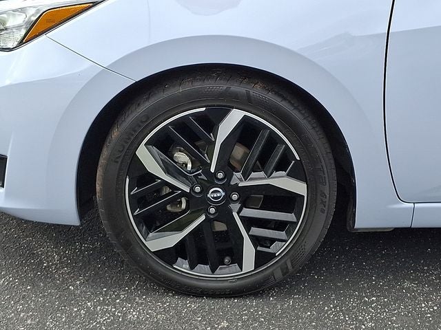 2024 Nissan Versa 1.6 SR