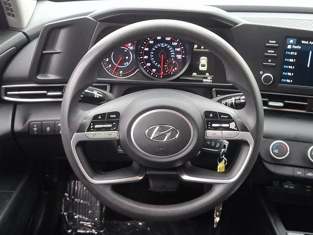 2021 Hyundai Elantra SE