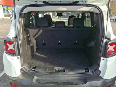 2023 Jeep Renegade Latitude UPLAND