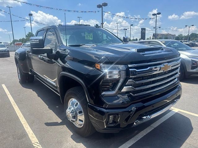 2025 Chevrolet Silverado 3500HD High Country