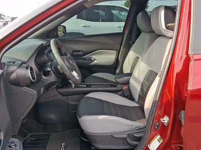 2023 Nissan Kicks SR