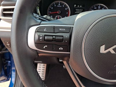 2023 Kia K5 EX