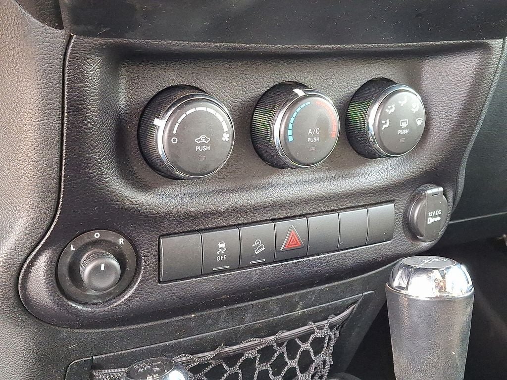 2015 Jeep Wrangler Freedom Edition