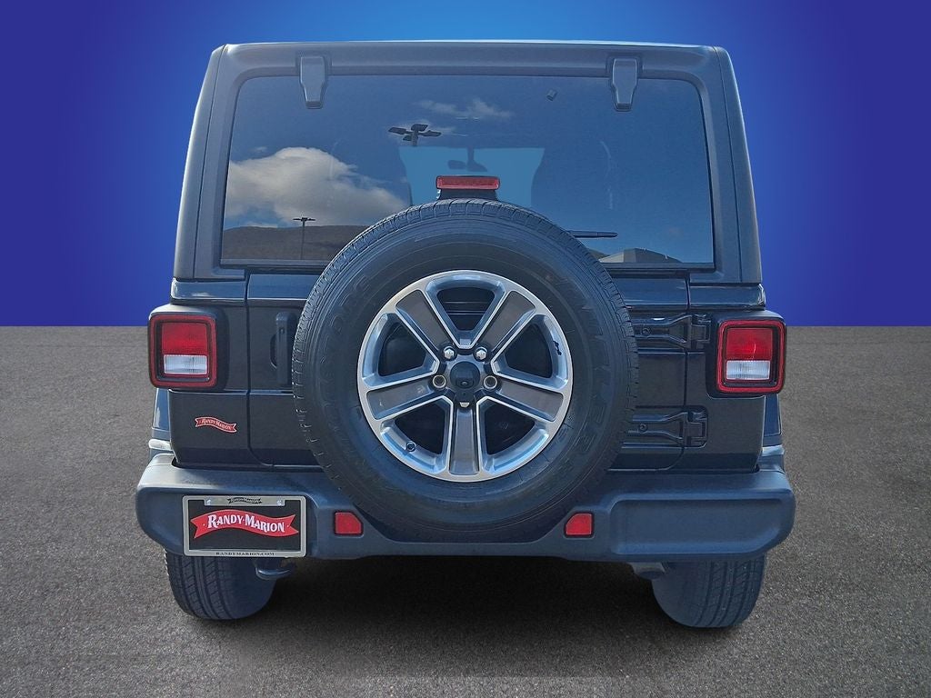 2022 Jeep Wrangler Unlimited Sahara