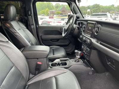 2022 Jeep Gladiator Overland