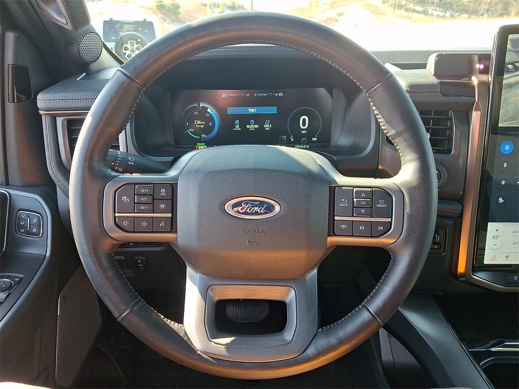 2023 Ford F-150 Lightning Lariat